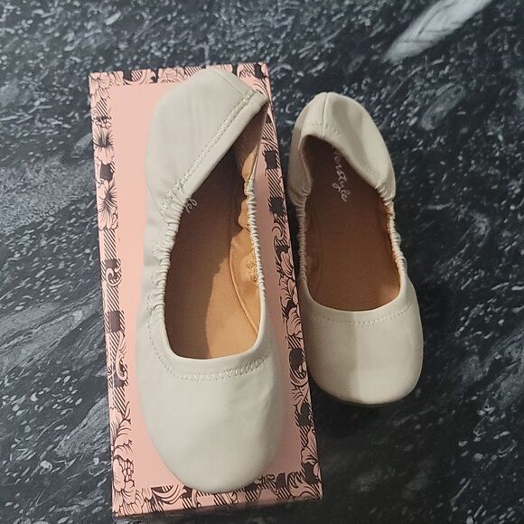 BRAND NEW HERSTYLE CONFORTABLE SOFT ROUND TOE FLAT SLIP-ON LOAFER SHOES - Picture 12 of 13